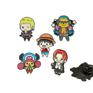 <span class=keywords><strong>Anime</strong></span> spille graziose vignette Luffy spille in smalto per risvolto per bambini abbigliamento regalo cappello abito gioielli ornamento per feste accessori per spilla - Product Image 2