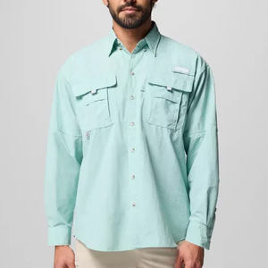 Rashguard réfléchissant avec logo, masque à capuche SPF, design Fly, personnalisez votre propre chemise de pêche boutonnée à imprimé camouflage Redfish Fish. - Product Image 1