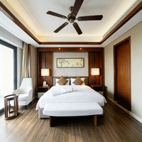 Boutique Urban Hotel Suite FF&E Einrichtungspaket, Kingsize-Bett, Freizeit-Sofagarnitur, Akzentwandpaneel, TV-Schrank, Komplettes Gästezimmer