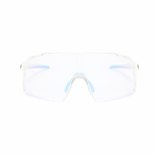 Lunettes de sport pour le cyclisme, monture TR90 sans cadre, verres photochromiques, légères, multifonctionnelles, pour une utilisation en extérieur - Product Image 2
