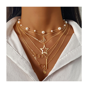 Collier Pendentif Multicouche Plaqué Or Tendance avec Cœur, Pentagramme, Papillon et Perle d'Imitation Géométrique pour Femme Bijoux - Product Image 1