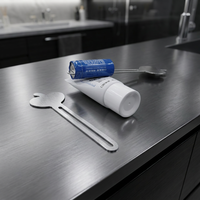 Distributeur de dentifrice manuel en métal avec logo personnalisé, presse-tube à dentifrice, rouleau pour tube de dentifrice, outil d'organisation pour la salle de bain