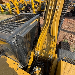 เครื่องยนต์ทรงพลัง 156 กิโลวัตต์ สำหรับงานขุดเหมือง รถขุดไฮดรอลิก CAT330D2L ขนาด 30 ตัน ยี่ห้อแคตเตอร์พิลลาร์ มือสอง พร้อมมอเตอร์ปั๊มเกียร์ ผลิตในญี่ปุ่น - Product Image 4