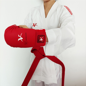 <span class=keywords><strong>Kimono</strong></span> de Karaté Réversible <span class=keywords><strong>Arawaza</strong></span> Unisexe Vêtement d'Arts Martiaux Uniforme Personnalisable - Product Image 1