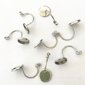 Crochets d'oreille en acier inoxydable en forme de U avec plateaux ronds, accessoires pour boucles d'oreilles DIY - Product Image 2