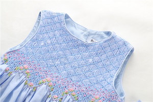 Vestidos de Verano para Bebés y Niñas Pequeñas, Color Azul Florido, con Lazo, Hechos a Mano, Estilo Princesa, para Bodas, de Algodón, Ropa Infantil B102, Venta al Por Mayor - Product Image 3