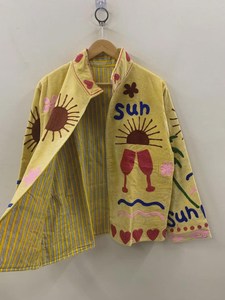 เสื้อแจ็คเก็ตกำมะหยี่ลายสัตว์ปักลายดอกไม้สไตล์ซูซานี ผ้าฝ้ายหรูหรา สไตล์โบฮีเมียนอินเดีย เสื้อโค้ทฤดูหนาว ของขวัญเทศกาลสำหรับผู้หญิง - Product Image 5