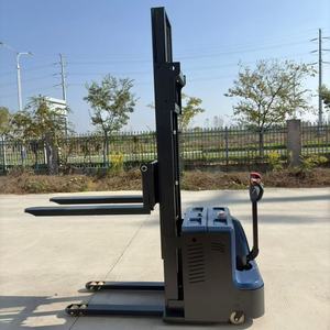 Apilador Eléctrico Inteligente de 2000 kg, Carretilla Elevadora Manual para Almacenamiento Eficiente Impulsado por Tecnología, Apilador Manual Eléctrico de 2 Toneladas - Product Image 3