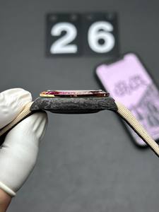 Ceinture tissée en fibre artificielle personnalisée en fibre de carbone, résistante à l'eau, respirante, confortable, texture douce, boîtier en acier inoxydable - Product Image 4