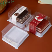 Großhandel Einzel-Kuchen-Plastikbox mit Gabel PET Transparente Quadratische Kuchen-Dessert-Verpackungsbehälter für Bäckereien