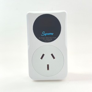 Protector de Voltaje Kecn, Enchufe de 220V, 1 Salida, Estándar Argentino, Autoprueba para Refrigeradores - Product Image 4