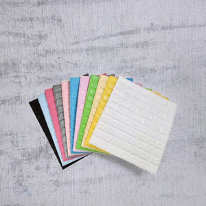 Autocollants muraux modernes personnalisés imperméables et résistants à la fumée en PE, décoration murale pour la maison, autocollants en mousse 3D imitation brique, articles ménagers - Product Image 3