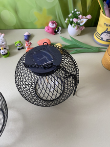 LED <span class=keywords><strong>lampadario</strong></span> esterno con griglie di ferro caldo bianco <span class=keywords><strong>solare</strong></span> giardino decorativo borsa IP65 impermeabile illuminazione elegante - Product Image 4