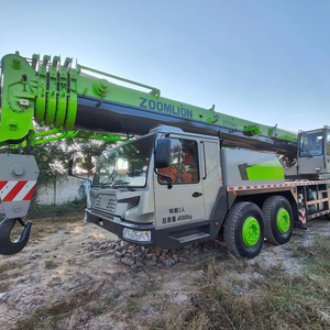 Grúa Todoterreno Estable Zoomlion de 70 Toneladas con Motor Weichai para Operaciones de Elevación Industriales - Product Image 1