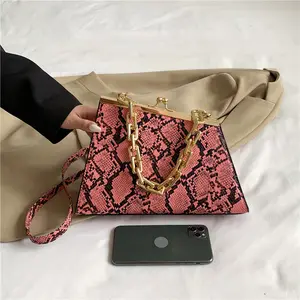 ソフトPUレザーレディース2021サマーショルダー財布チェーン女性用財布とハンドバッグ用の不規則なハンドルハンドバッグ