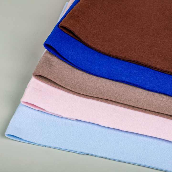 Moderate Resilience Multi-color Available Needle Punched Nonwoven Fabric Felt ODM Service Skin-friendly PP Felt