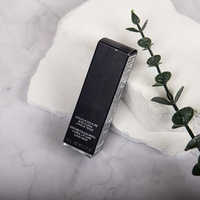 Dossiers en carton recyclé écologiques sur mesure avec gaufrage et estampage à chaud pour emballages cosmétiques, couleurs et logos personnalisés
