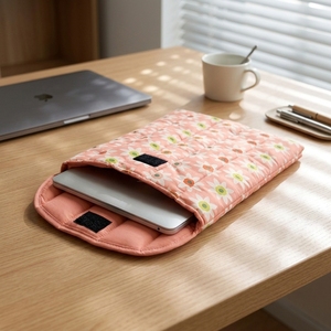 <span class=keywords><strong>Funda</strong></span> Acolchada para Portátil con Diseño Floral, 13/14/15.6 Pulgadas, <span class=keywords><strong>Funda</strong></span> Protectora Grande a Prueba de Golpes para MacBook Air Pro, para Mujeres y Niñas - Product Image 1