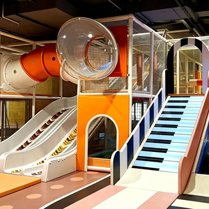 <span class=keywords><strong>Centre</strong></span> de jeux intérieur moderne et personnalisé pour enfants, structure de jeu multifonctionnelle avec tunnel tubulaire et double toboggan pour <span class=keywords><strong>centre</strong></span> <span class=keywords><strong>commercial</strong></span> - Product Image 1