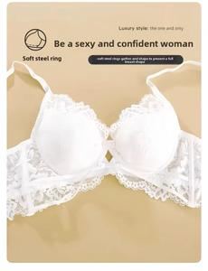 Nuovo Set Bikini Stile Gotico Francese con Reggiseno Halter Sexy Sottile con Coppe Intere Morbide e Ferretto che Fanno Apparire il <span class=keywords><strong>Seno</strong></span> Più Grande - Product Image 3