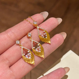 Conjunto de joyas impermeables conjunto joyas Esmeralda Hawaiano conjunto de joyas conjunto expositor de joyas joyería plata 925 - Product Image 1