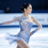 Robe de patinage artistique à manches longues, dégradé bleu clair et blanc, dos ouvert, en tissu mesh, pour compétition sur glace adulte et enfant