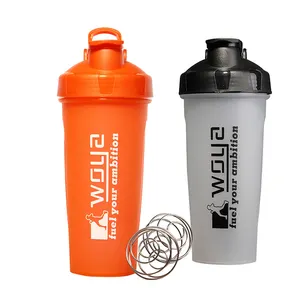 Logo personalizzato all'ingrosso tazze Shaker per sport Fitness di grande capacità bottiglia Shaker in plastica con proteine colorate con sfera di miscelazione