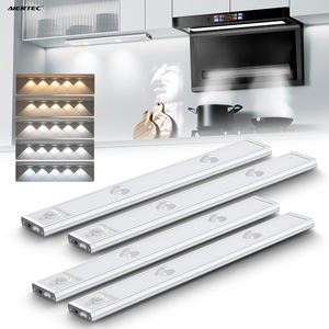 Tira de luces LED inalámbrica inteligente, Control remoto recargable por USB activado por movimiento para iluminación de escaleras de armario - Product Image 1