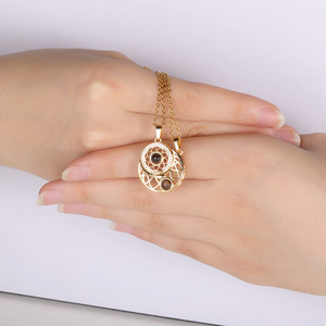 Collier de projection Soleil Lune Étoile, bijoux de fiançailles transfrontaliers, nouveau collier '<span class=keywords><strong>Je</strong></span> <span class=keywords><strong>t</strong></span>'<span class=keywords><strong>aime</strong></span>' en 100 langues pour hommes et femmes - Product Image 4