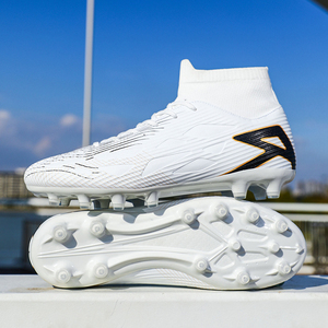 <span class=keywords><strong>Chaussures</strong></span> <span class=keywords><strong>de</strong></span> football à forte valeur ajoutée <span class=keywords><strong>Chaussures</strong></span> <span class=keywords><strong>de</strong></span> football professionnelles bon marché pour hommes pour sports et loisirs en plein air - Product Image 3