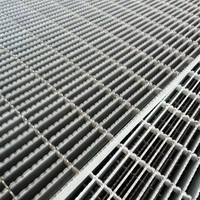 Grille en acier galvanisé à emboîtement, robuste, de conception industrielle, pour couvercle de tranchée, idéale pour les immeubles de bureaux et les parcs