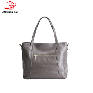 <span class=keywords><strong>Sac</strong></span> fourre-tout en similicuir PU gaufré pour femmes, grand <span class=keywords><strong>sac</strong></span> de shopping résistant à l'eau avec fermeture ouverte, couleur unie pour toutes les saisons - Product Image 3