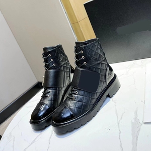 Yeni tasarım en kaliteli iyi fiyat ünlü marka lüks deri kış tasarımcı düz çizmeler kadınlar için - Product Image 5
