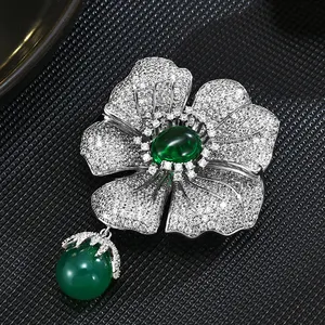 Style Copper Micro Inlaid Cubic Zirconia Five-Leaf Brooch Female Accessories Gift Wholesale