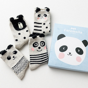 YUELI Vente en gros de chaussettes pour bébé en coton 3D avec animaux mignons, logo personnalisé, boîtes, chaussettes douces et confortables en coton biologique pour bébé de 0 à 12 <span class=keywords><strong>mois</strong></span> - Product Image 6