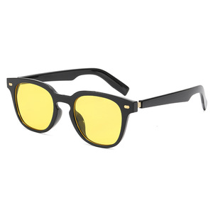 Oval Small <b>Frame</b> UV400 Sunglasses PC Material Unisex Sun Protection Type 3 Lenses <b>Grey</b> Color - Product Image 3