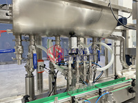 Ligne de production automatique de machines de remplissage de sauce, de pâte et de nid d'oiseau à 4 têtes