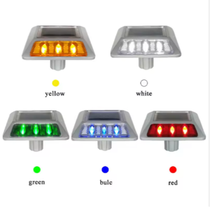 Les fabricants de Shenzhen fournissent des panneaux solaires de signalisation routière solaire à bande de pied - Product Image 6