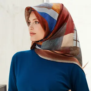 Super September Förderung Neue Design Spleißen Muster 90*180 Mode Benutzerdefinierte Schals Satin Seidige Schals Hijab Seide Kopf Schal