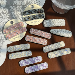 Barrettes à cheveux carrées brillantes en strass et perles coréennes, pinces à franges latérales pour femmes et filles, accessoires capillaires - Product Image 1