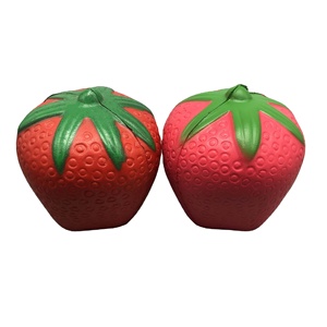 Vente en gros de jouets en mousse PU en forme de fraise, logo personnalisé, balles de fruits, cadeaux anti-stress de marque - Product Image 1