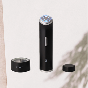 Appareil de soin du visage coréen Vuist Derma Pro, version japonaise, pour une absorption profonde de la peau, solution de soin beauté à domicile - Product Image 1