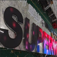 Lettres lumineuses en acrylique 3D personnalisées avec LED RVB colorées, avec télécommande pour la publicité extérieure, les fêtes, les magasins, les panneaux d'affichage