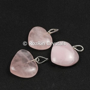 Colgante de piedras preciosas semipreciosas colgantes en forma de corazón de cuarzo rosa - Product Image 2