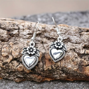 Vintage Heart Flower Ear <b>Hook</b> <b>Earrings</b> For Women Antique Style Floral Drop <b>Earrings</b> Fashion Daily Wear Jewelry Wholesale - Product Image 3