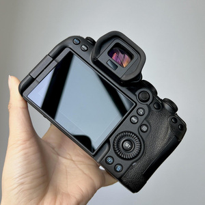 Cámara Profesional Usada R6 Mark II 24MP Video 4k para Bodas, Eventos y Fotografía Documental - Product Image 3