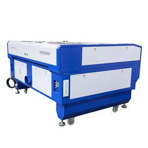 Découpeuse laser à positionnement intelligent 1390 avec caméra automatique - Pour la fabrication sur mesure de t-shirts, tissus et vêtements - Product Image 3