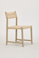 Chaises de salle à manger en bois de style minimaliste moderne, adaptées à une utilisation dans les maisons, les hôtels ou les appartements, et fabriquées en bois massif