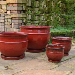 2024 New design style ceramic planter with breathable and permeable water Attached saucer pot For Garden Decoration