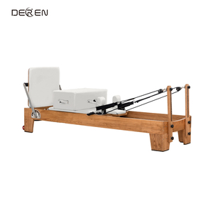 Máquina de <span class=keywords><strong>Pilates</strong></span> <span class=keywords><strong>Reformer</strong></span> de Madera de Roble Duradera de Alta Calidad OEM ODM para Uso en el Hogar y en Estudios de <span class=keywords><strong>Pilates</strong></span> - Product Image 4